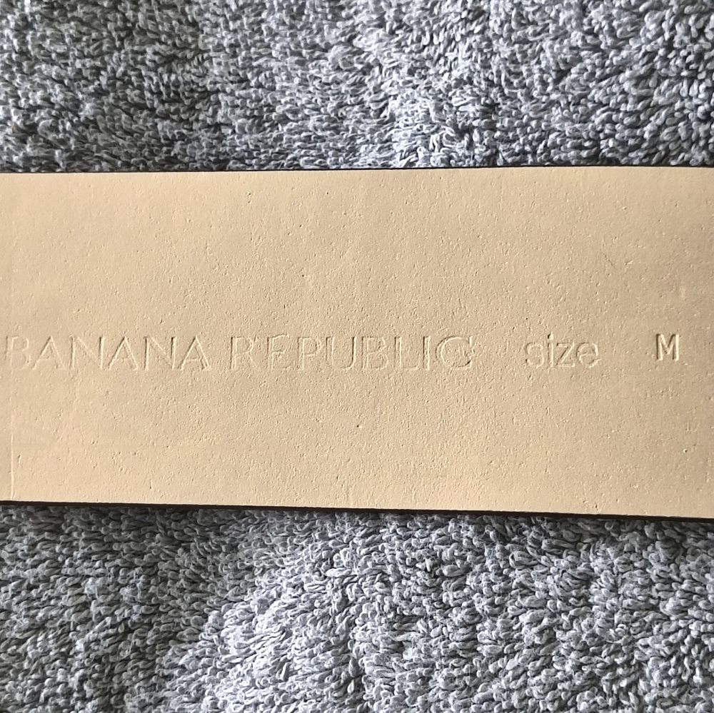 Banana Republic Snake Print Belt with Gold Buckle - Picture 11 of 12